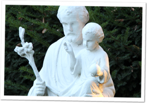 statue